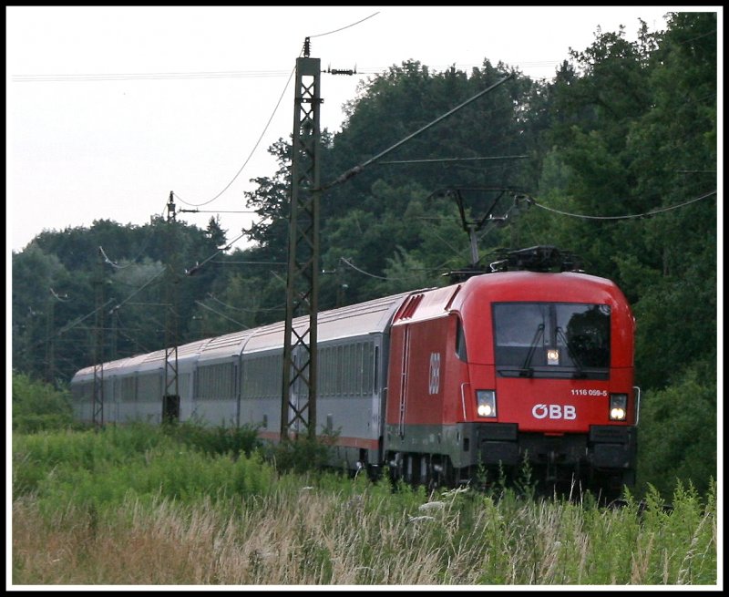 1116 059 bringt um 7.19 Uhr den OEC 164  KAISERIN ELISABETH  von Salzburg nach Buchs (SG), dort wird die SBB den Zug weiter nach Zrich HB fahren.