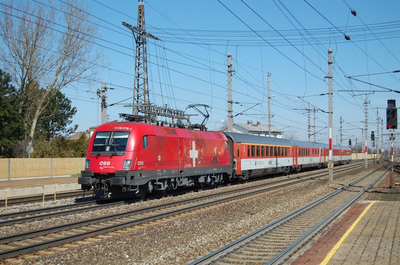 1116 075  EM-Schweiz  ist am 28.03.2009
mit dem EC101  Joze Plecnik  in Marchtrenk
durchgefahren.