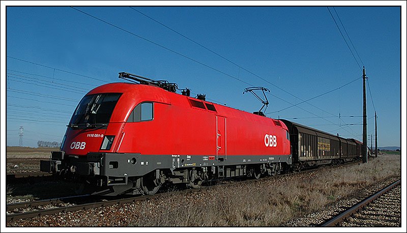 1116 081 am 11.3.2007 bei der Durch-/Ausfahrt aus dem Bahnhof Gramatneusiedl.