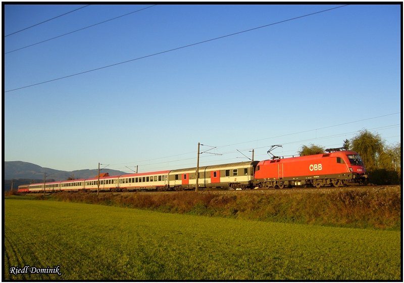 1116 087 steuert mit dem IC 539 auf den Bahnhof Knittelfeld zu. 16.10.2007
