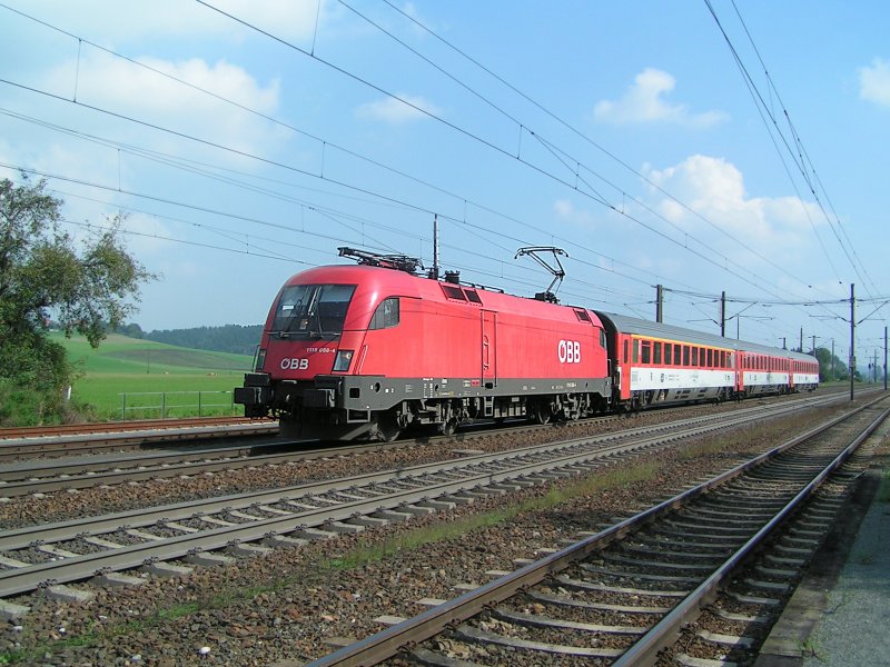 1116 088-4 ist mit EC101 Joe Plečnik  unterwegs; 090923