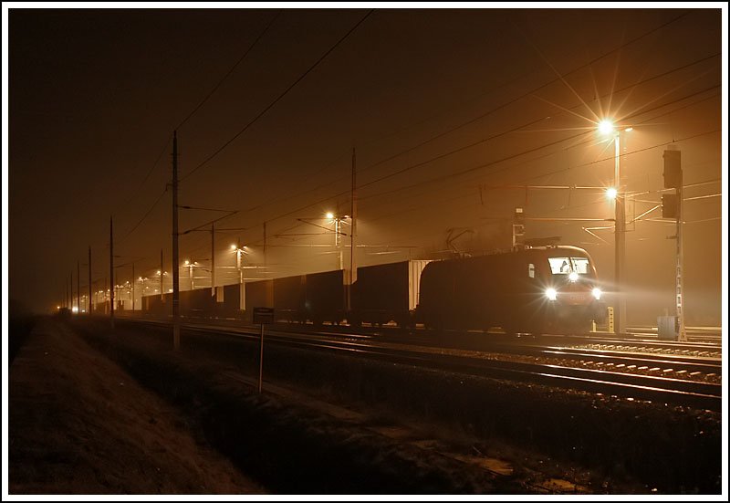 1116 0XX (kann die restliche Nummer wegen dem Licht leider nicht lesen) hat sich am Abend des 28.11.06 vor ihren Containerzug in Kalsdorf-Sd gesetzt, und ist kurz darauf Richtung Norden abgefahren.