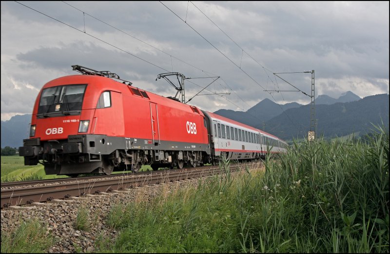 1116 160 darf am 09.07.2008 den OEC 564  KUFSTEIN - DIE PERLE TIROLS  von Wien West nach Innsbruck Hbf bringen.
