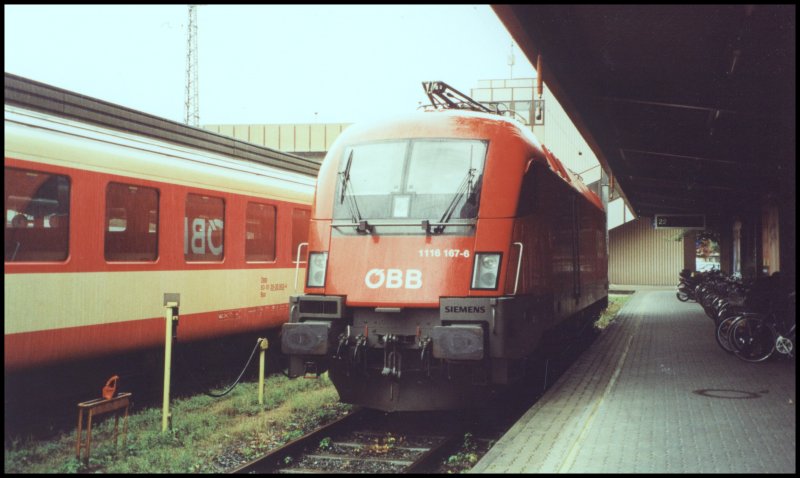 1116 167 macht im Bahnhof Kufstein pause. Aufgenommen im Sommer 2005.