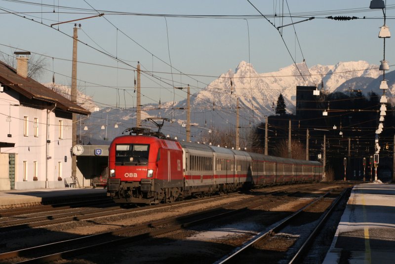 1116 175 mit IC 89  Leonardo da Vinci  am 30.12.2008 in Brixlegg.