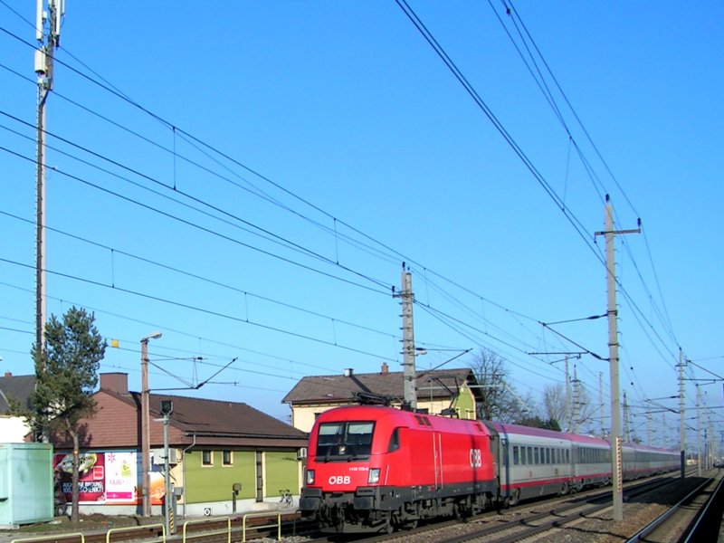 1116 176-6 durchfhrt mit OEC564 UniversittSalzburg  den Bahnhof Marchtrenk; 090108