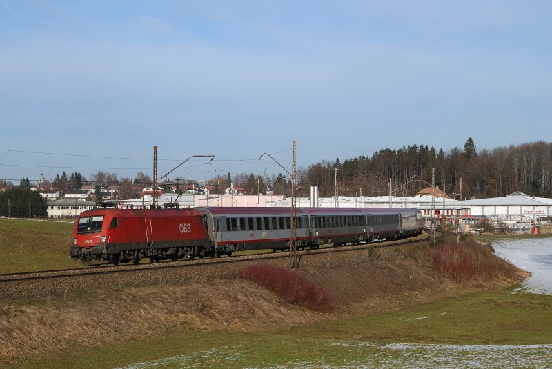 1116 178 mit OEC 564 bei Traunstein (26.01.2008)