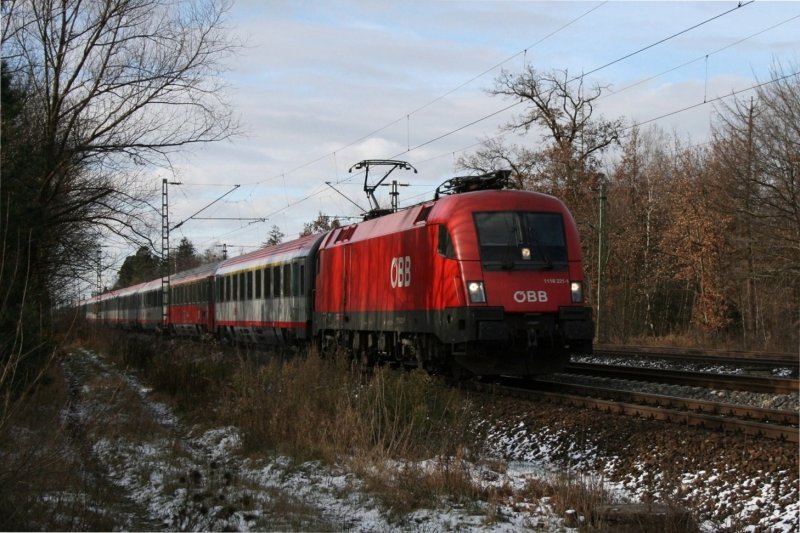1116 221 mit EC 115 am 23.11.2008 in Haar (bei Mnchen).