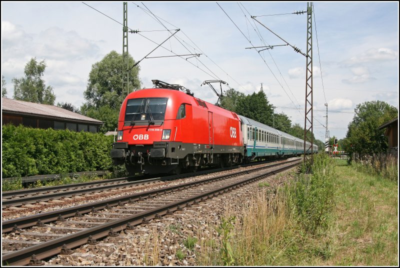 1116 258 fhrt mit dem EC 87  TIEPOLO , von Mnchen ber Verona Porta Nuova und Venezia Mestre nach Venezia Santa Lucia, am Haken zum Brenner. (29.06.07)