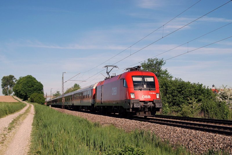 1116 260 mit NZ 261 bei Hattenhofen (13.05.2007)