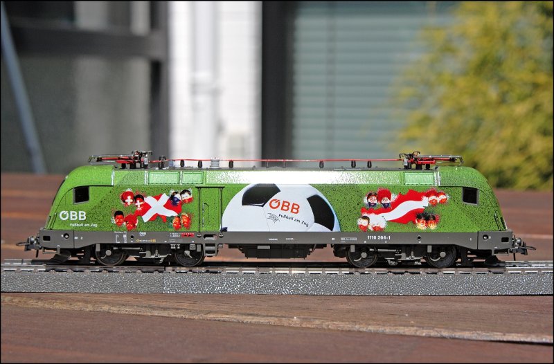 1116 264  EUROmotion  als H0-Modell in der Vormittagssonne des 29.06.2008.