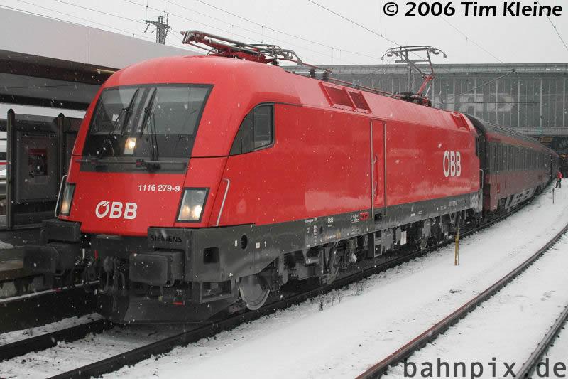 1116 279 (Ausgeliefert 25.01.2006) am 07.02.2006 in M�nchen Hbf.
