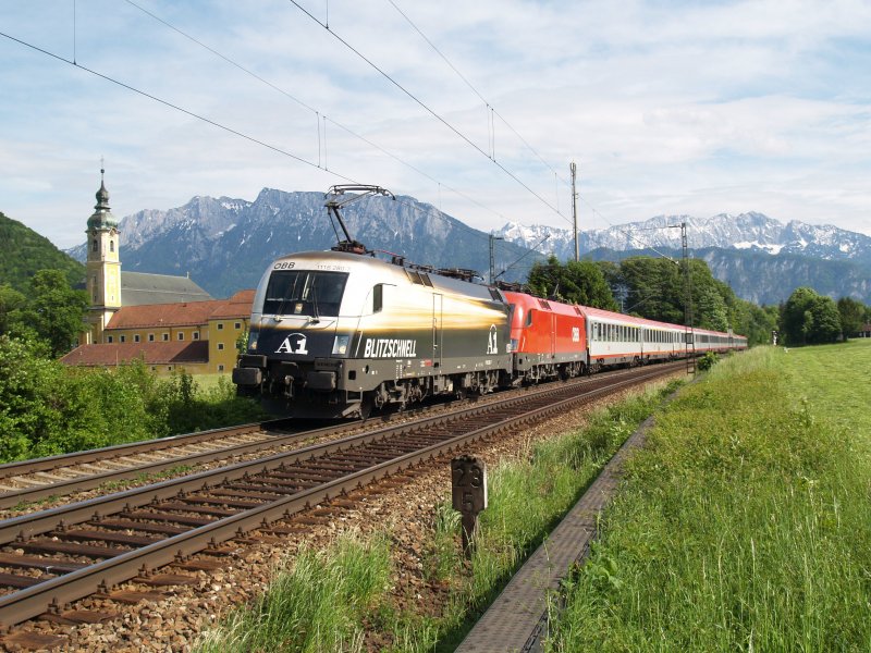 1116-280 und 1016-021 mit EC 569 am 24.05.2008 beim Kloster Reisach
