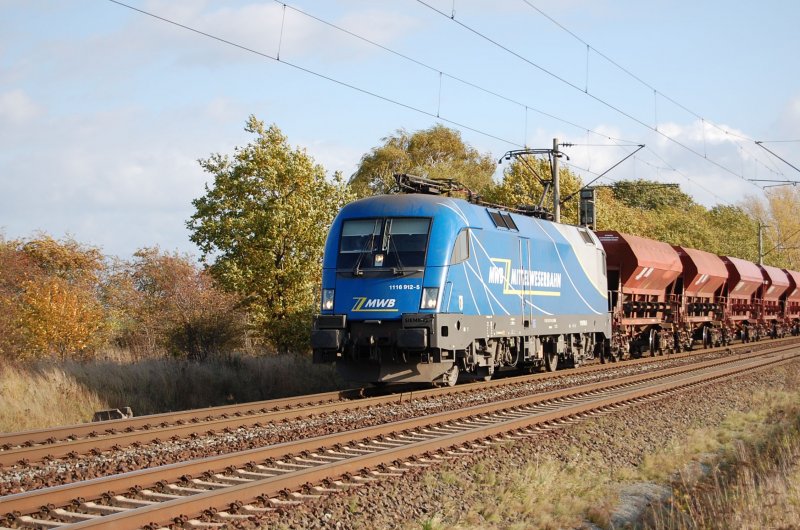 1116 912-5 MBW Taurus am Sonntag den 25.10.2009 bei Peine kurz vor berquerung des Mittellandkanals