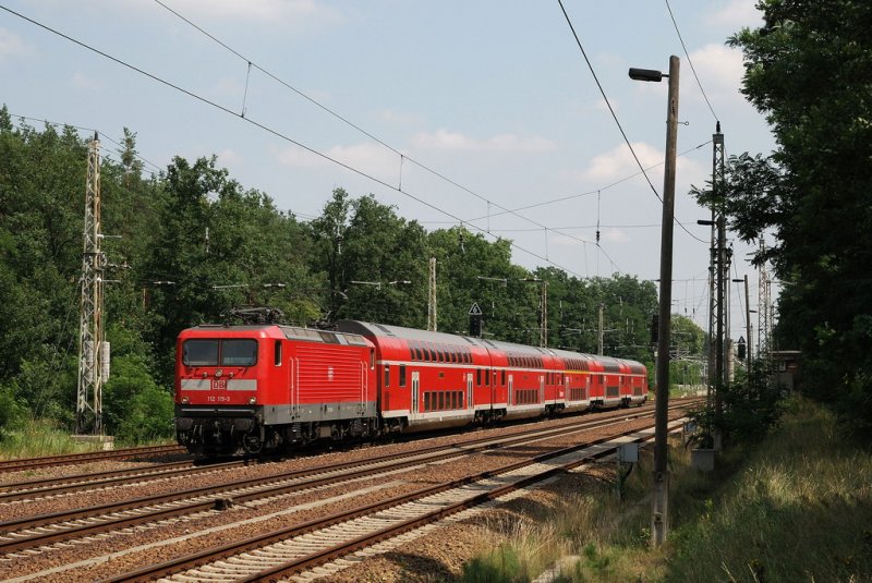 112 119 mit RE 38078 bei Fangschleuse (21.07.2007)
