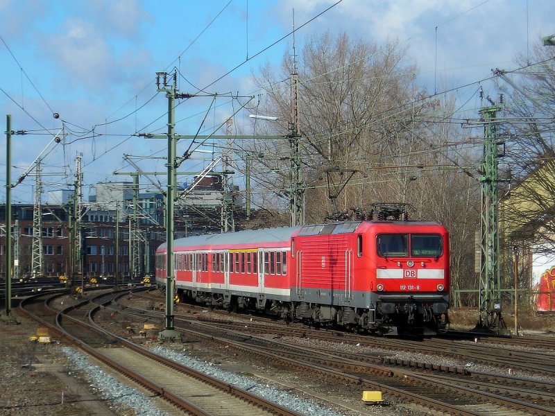 112 131 kurz vor der Einfahrt in Hannover HBF