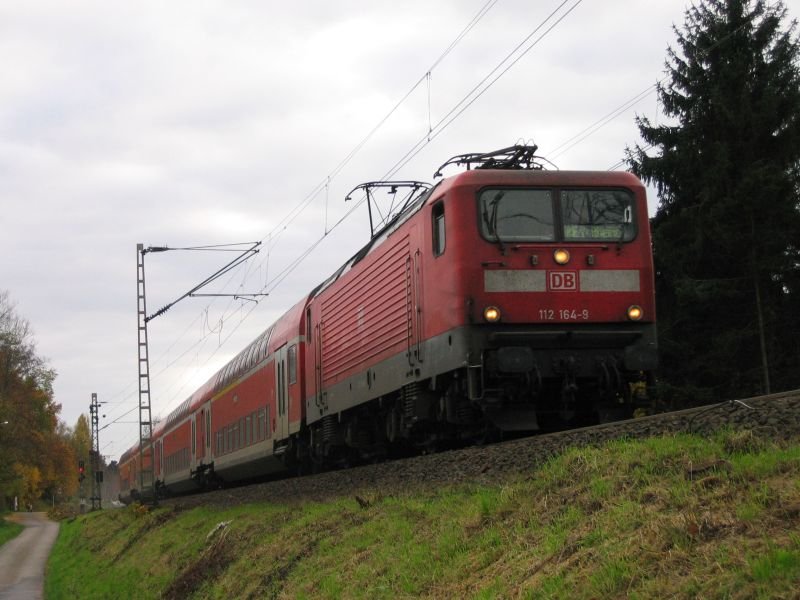 112 164 mit Regional Express nach Rheine

Solingen Ohligs 4.11.2007
