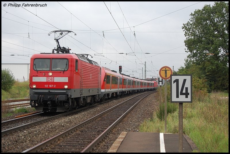 112 167-2 fhrt am 06.09.07 mit einer Modus-Wagen-Garnitur und 112 168-0 als Schublok in den Siegelsdorfer Bahnhof ein. Fahrtziel msste Nrnberg Hbf sein.