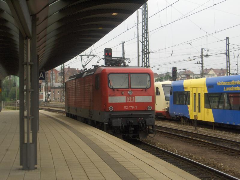 112 178-9 am 03.08.2005 in Ulm Hbf.