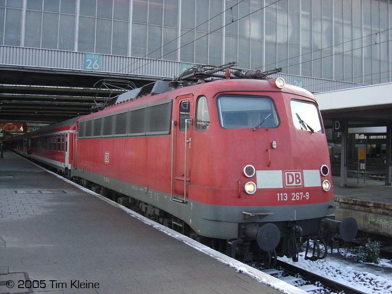 113 267 am 19.11.2005 in Mnchen Hbf.