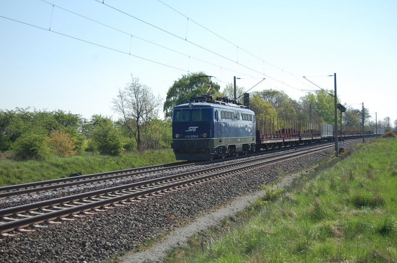 1142 579-0 der SVG kurz vor �berquerung des Mittellandkanals bei Peine