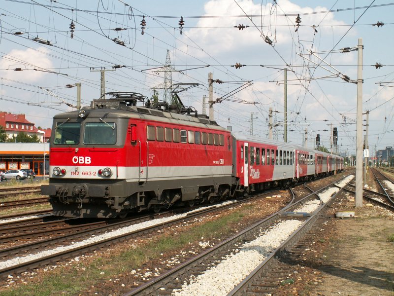 1142 663 als Regionalzug nach St.Plten, 20.6.2007, Wien Htteldorf