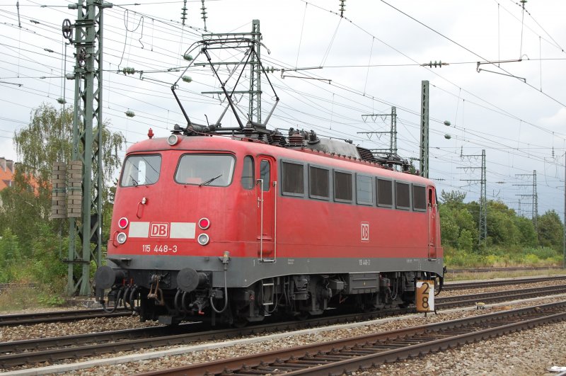 115 448-3 fuhr am 09.08.07 als Lz durch den Bahnhof Mnchen-Pasing in Richtung HBF.