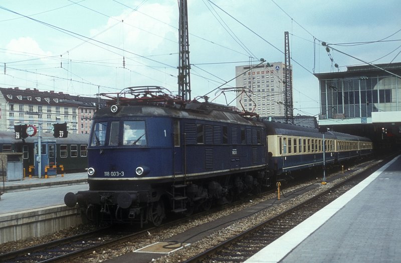 118 003  Mnchen Hbf  08.08.79
