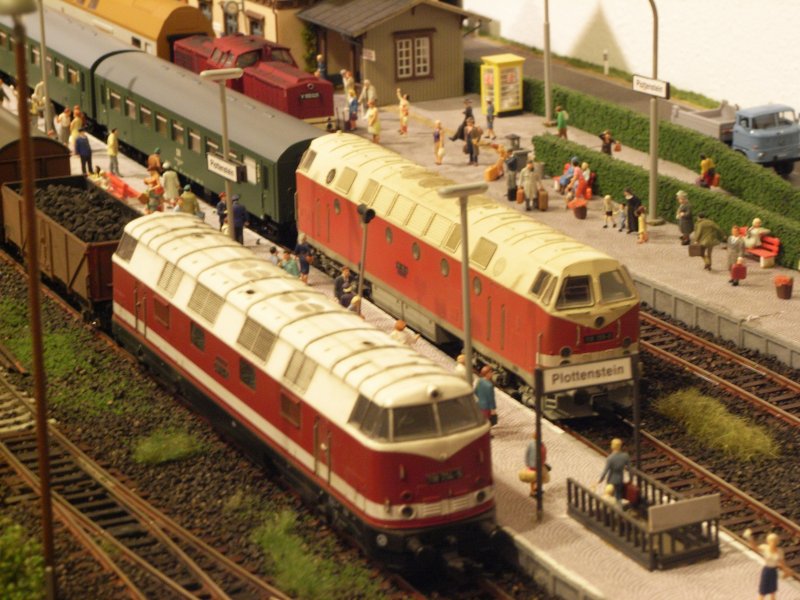 118 und 119 warten auf Ausfahrt