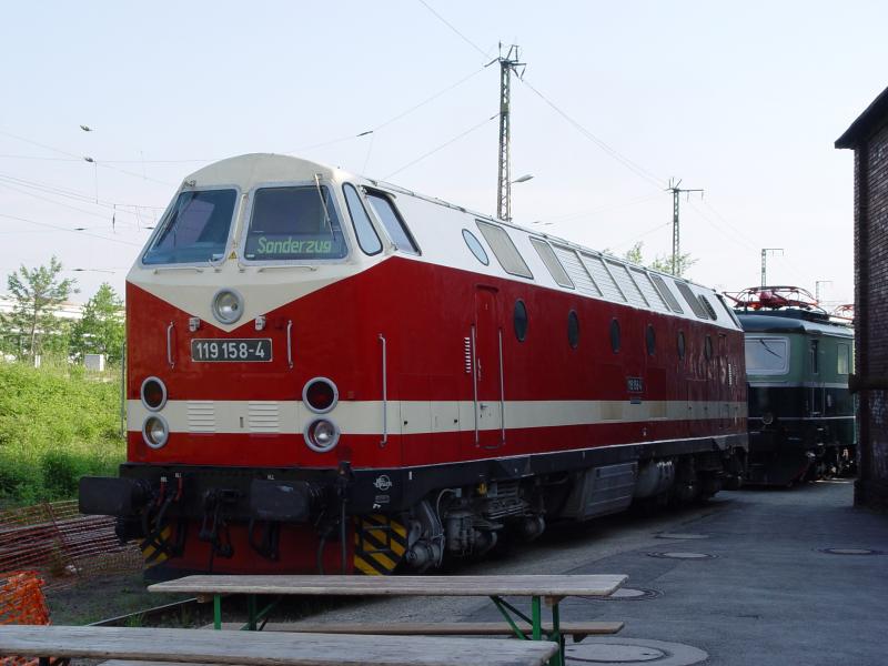 119 158-4 in Dresden Altstadt am 21.05.2004