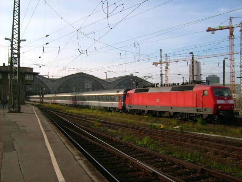 120 102 verlsst am 08.11.08 Leipzig Hbf. Ziel ist Frankfurt(M) Hbf.