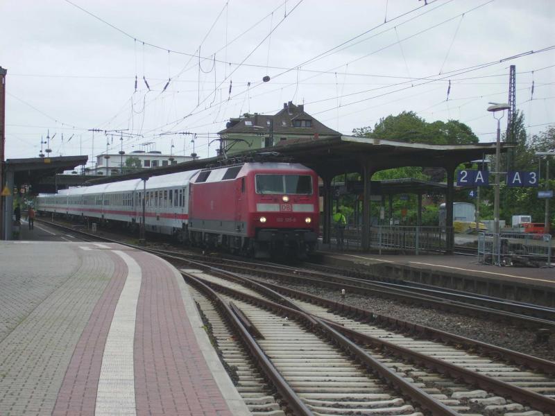 120 114 mit IC in Weinheim.