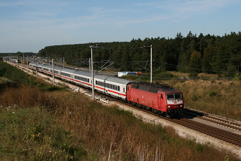 120 126 mit IC am 31.08.2009 bei Allersberg.