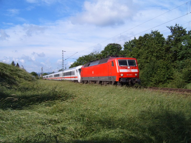 120 130-0 als Steuerwagenersatz am Mittwoch, den 30.05.07 mit IC 2063 von Karlsruhe HBF nach Nrnberg HBF, hier in Hofen(b Aalen) abgelichtet.