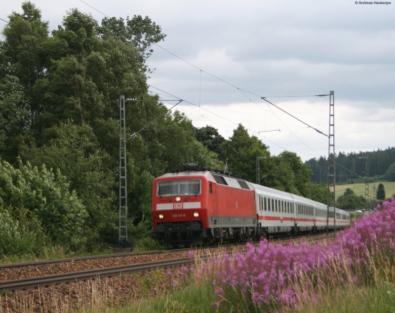 120 131-8 mit dem aus der  Frankfurter Kp Reserve gebildetem IC2370  von Konstanz nach Hamburg Altona am km 70,0 19.7.08