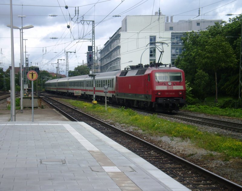 120 146 mit Ersatz-Intercity von Basel SBB nach Hamburg-Altona. 
Leider gibt es diese Ersatz ICs nicht mehr, es fahren wieder die ICEs. 

