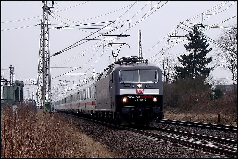 120 159-9 -Mrklin- fhrt IC2356 nach Dsseldorf.  Stralsund am 08.03.09 