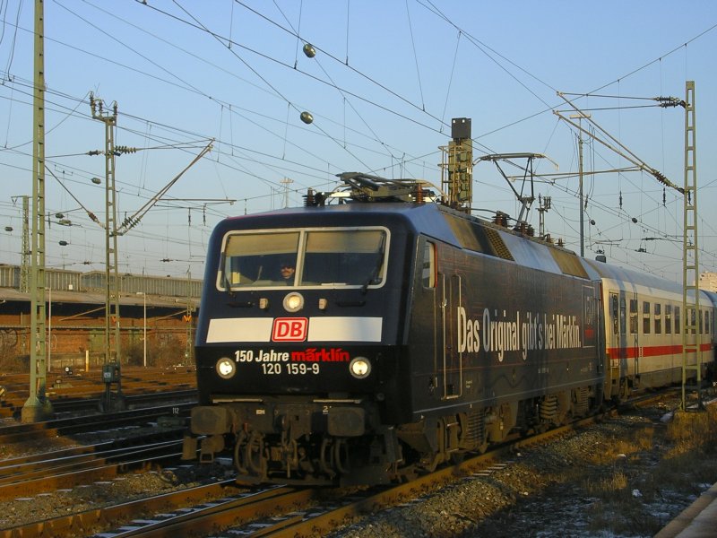120 159 vor IC 2152 nach Dsseldorf,Ausfahrt Dortmund Hbf.(30.12.2008)