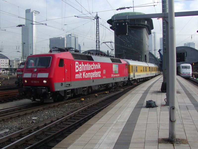 120 502 am 8.3.2007 in Frankfurt/Main Hbf