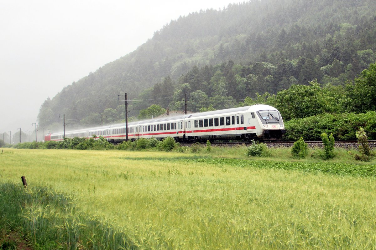 https://www.bahnbilder.de/bilder/1200/1208801.jpg