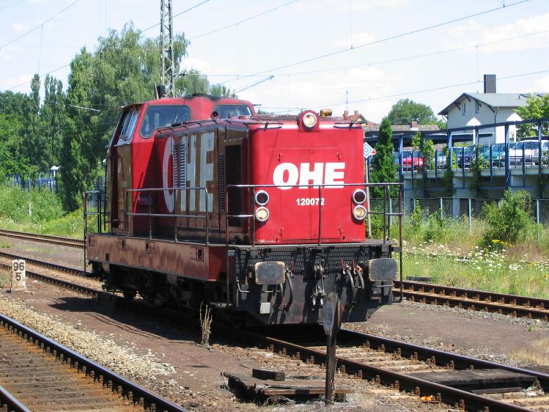 120072 der OHE bei Durchfahrt in Uelzen - 11.07.2005
