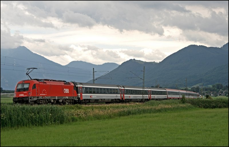 1216 005 (E190 005) rollt am Zugschluss des OEC 163  TRANSALPIN , Basel SBB - Wien Westbahnhof, mit. (09.07.2008)
