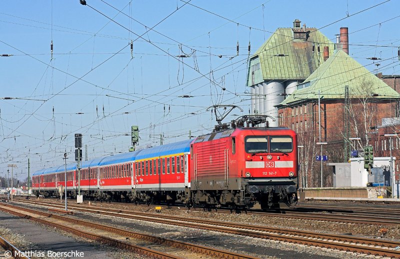 122 141-7 bei Hmb.Eidelstedt am 13.03.07.