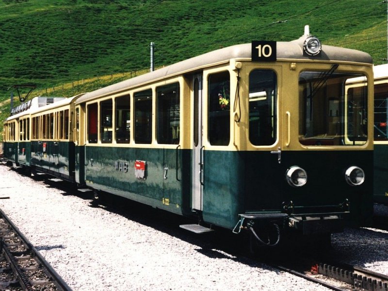122 BDeh 4/4, BD34, Bt 222 der WengernAlpBahn (WAB) auf Bahnhof Kleine Scheidegg am 29-07-1995. Bild und scan: Date Jan de Vries.