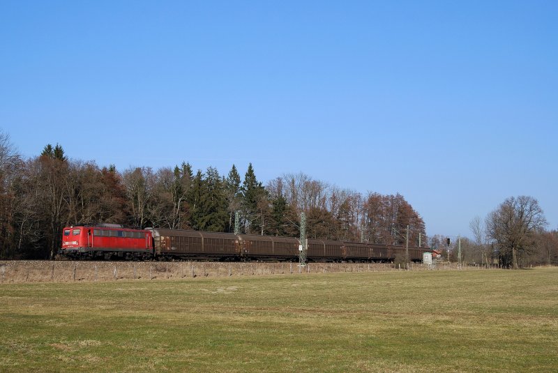 140 003 mit Gterzug bei bersee (25.02.2008)