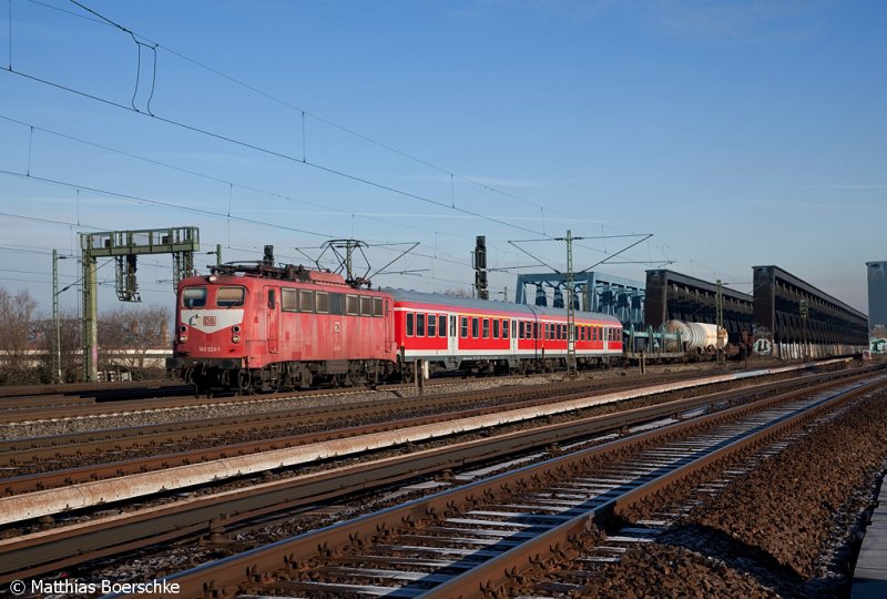 140 024-0 an den Sderelbebrcken bei Hmb.Harburg am 18.02.09.