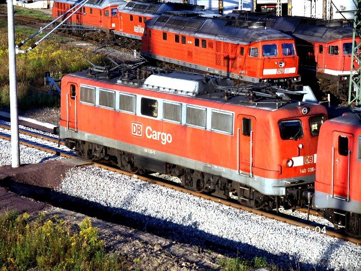 140 036-5 mit den ursprnglichen groen Lampen .