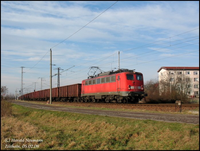 140 381 mit einem Eas-Zug in Zeithain (b.Riesa) in Richtung Elsterwerda, 05.02.08.