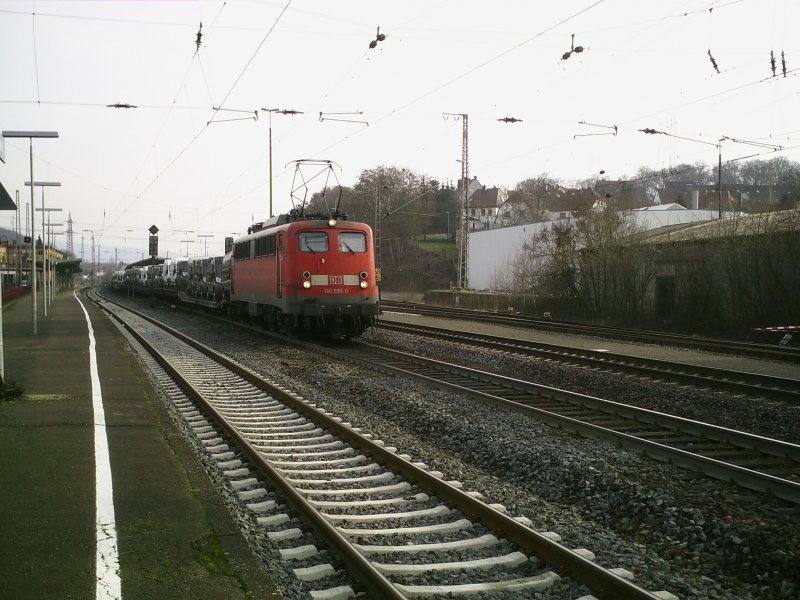 140 595-0 mit Autozug am 23.02.2007 in Kreiensen.