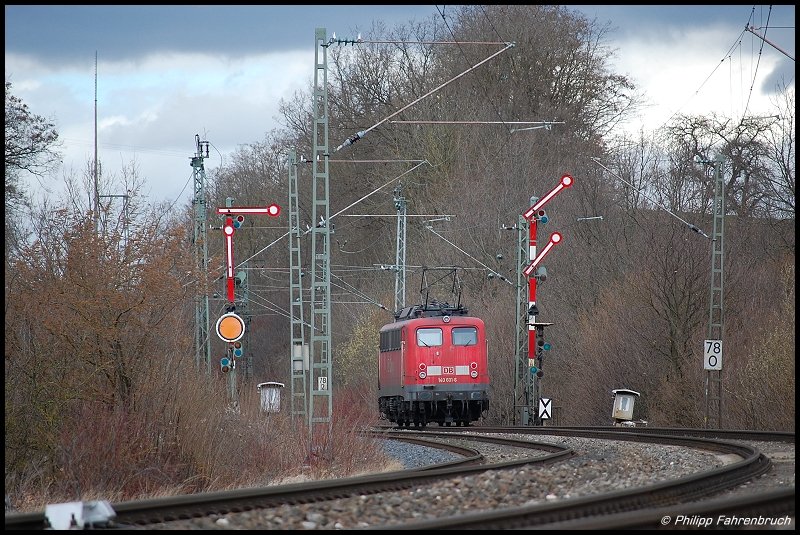 140 601-6 fhrt am 11.03.08 an der Doppelformsignaleinfahrt Goldshfe vorbei und passiert in weniger als einer Minute die ersten Meter der KBS 995 (Riesbahn).
